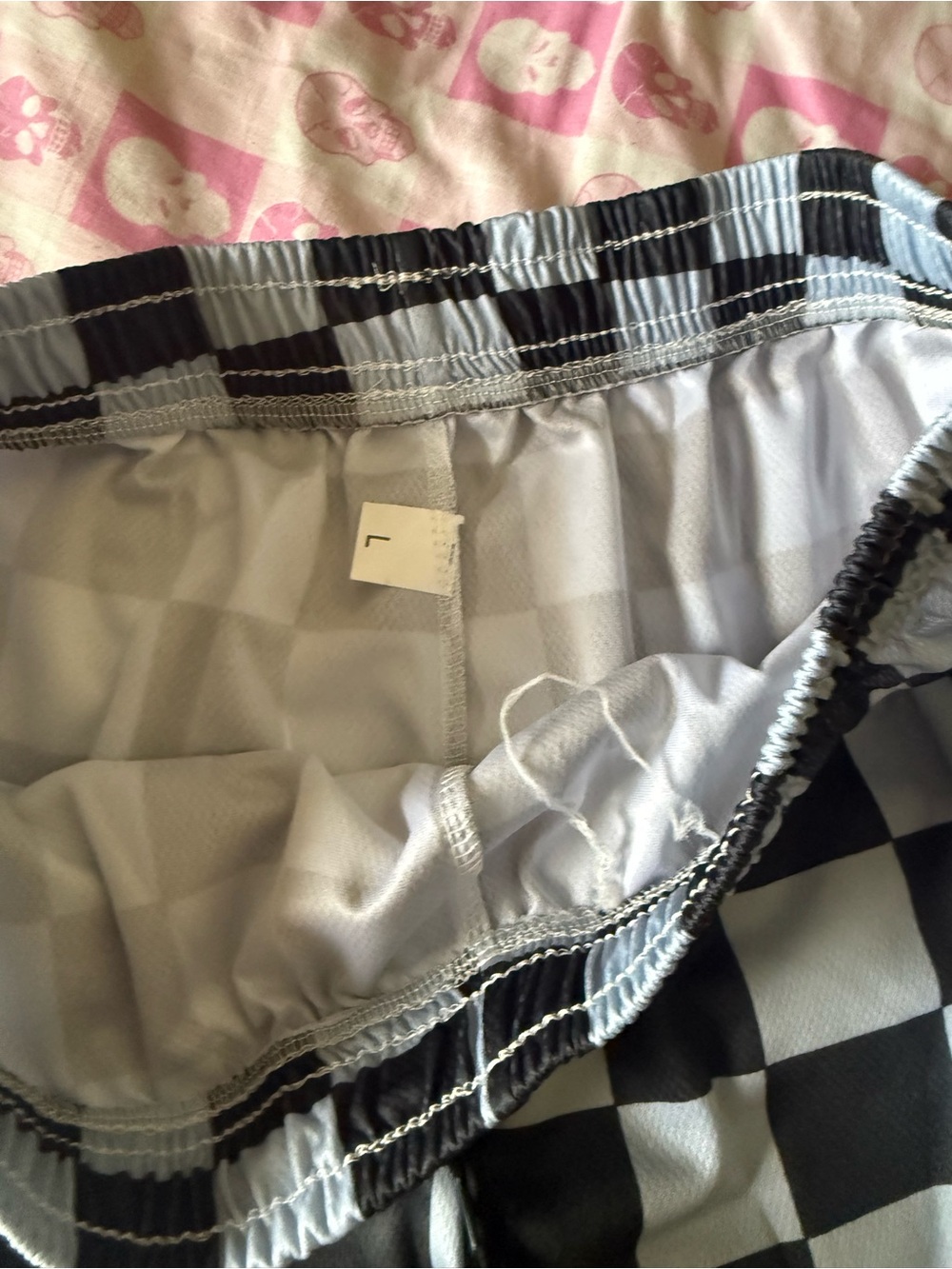 Checkered gray & black shorts - Picture 2 of 2